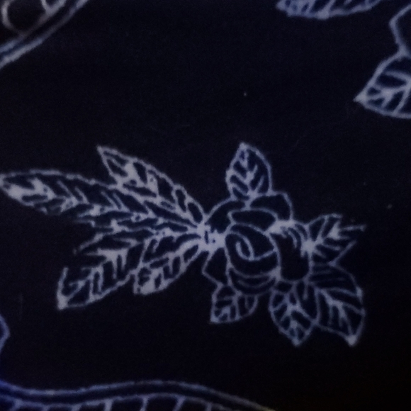 Lularoe os leggings - Picture 3 of 5